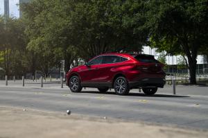 Toyota Venza Hybrid LE 2020 года 